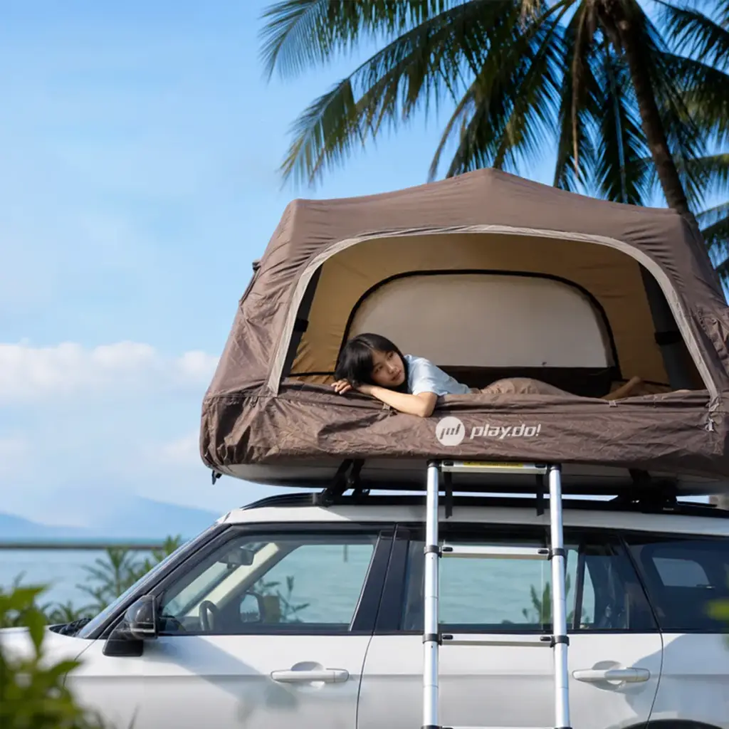 PlayDo inflatable rooftop tent vs hard-shell tents: 3 advantages - passes low height, single-person setup, and usable on ground or indoors.